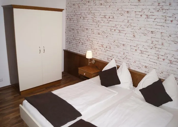 Dobernig - Contactless Check In/stay Panzió 3*